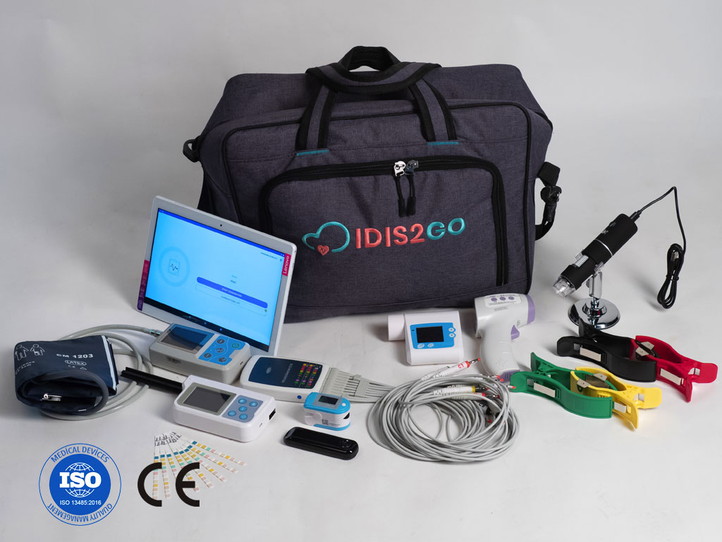 Maletín con equipos de telemedicina para diagnóstico médico